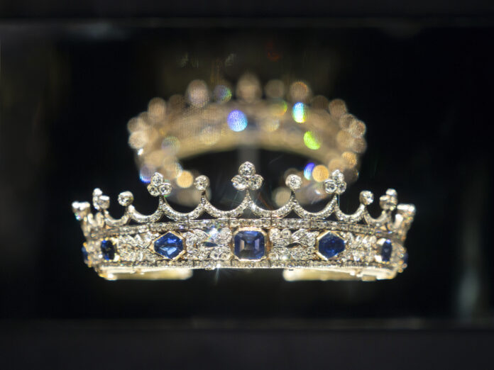 Queen Victoria coronet